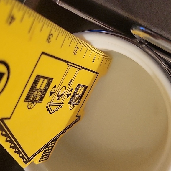 (4) Chicago Metallic Bakeware Set - Picture 12 of 13